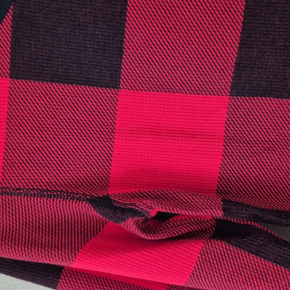 🎉 5/$15 | OLD NAVY | Red and Black Buffalo Check Pajama Top - Picture 4 of 6